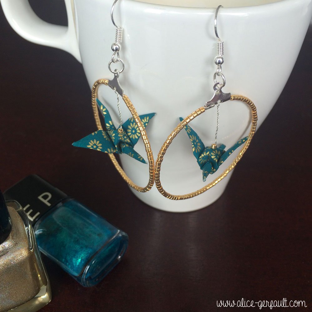 Boucles d'oreilles Origami Adeline Klam, DIY par Alice Gerfault