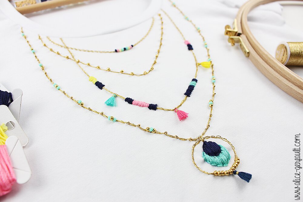 DIY T-shirt customisé avec broderie effet accumulation de colliers - Tuto par Alice Gerfault